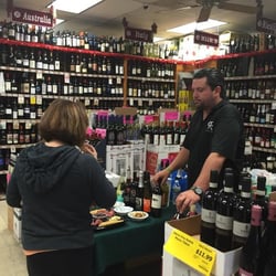SI Discount Wine & Liquors