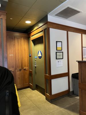 Peet's Coffee by null