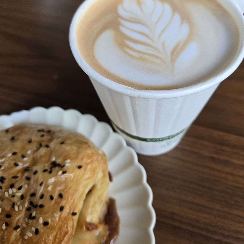 Ham crossiant & hot mocha