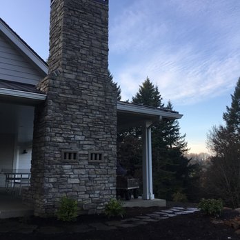 Salem Oregon Gutter Service - White Gutters- Gutter Installation- Salem- Residential - Roofing Near Me - Salem, Oregon Salem Oregon Gutter Service - White Gutters- Gutter Installation- Salem- Residential - Roofing Near Me - Salem, Oregon