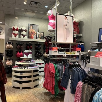 Torrid - 03/07/2023 - Accessories Near Me - Newington, New Hampshire Torrid - 03/07/2023 - Accessories Near Me - Newington, New Hampshire