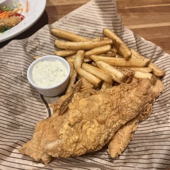 Cheddar's Scratch Kitchen - Fish and chips - American Near Me - Cookeville, Tennessee