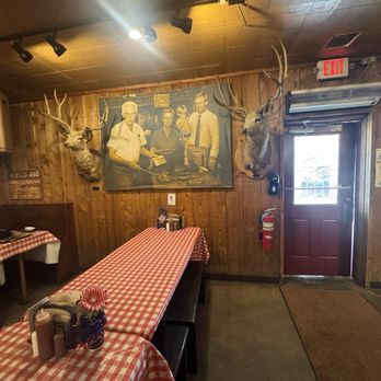 Black's Barbecue Lockhart - Barbeque Near Me - Lockhart, Texas Black's Barbecue Lockhart - Barbeque Near Me - Lockhart, Texas