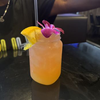 Cali Kitchen and Bar - Cajun/Creole Near Me - Houston, Texas