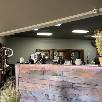 Sharky's Barbershop - Counter - Barbers Near Me - Montebello, California Sharky's Barbershop - Counter - Barbers Near Me - Montebello, California