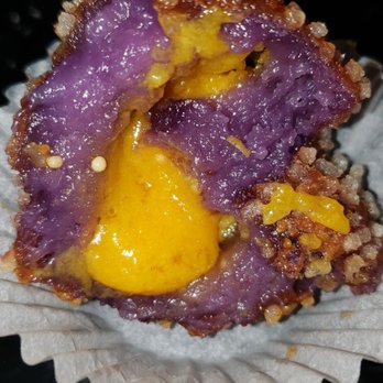 Fusion Delight - Yes the surprise is the oozing salted egg yolk - Chinese Near Me - San Leandro, California Fusion Delight - Yes the surprise is the oozing salted egg yolk - Chinese Near Me - San Leandro, California