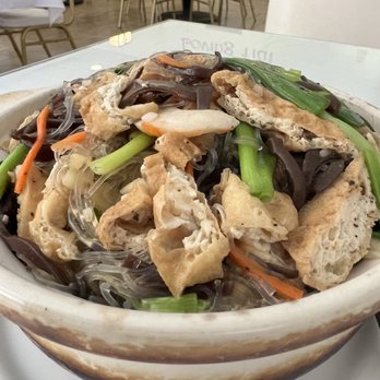 Loving Hut - Claypot rice (clear noodles & rice at bottom) - Vegan Near Me - Elk Grove, California Loving Hut - Claypot rice (clear noodles & rice at bottom) - Vegan Near Me - Elk Grove, California