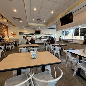 City Egg - Plenty of seating - Breakfast & Brunch Near Me - Toledo, Ohio