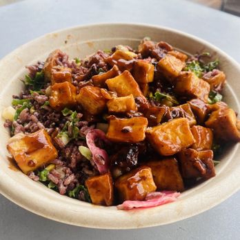 Roots Natural Kitchen - Southern Bowl - New American Near Me - Newark, Delaware