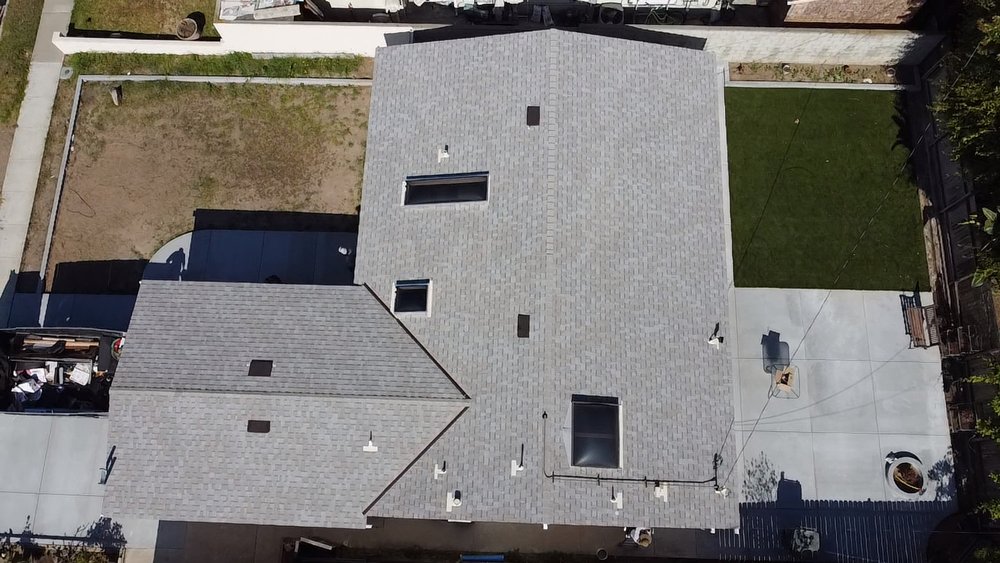 Slide of Major League Roofing