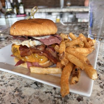 Cincinnati Lager House - Cincy Stack Burger - New American Near Me - Cincinnati, Ohio Cincinnati Lager House - Cincy Stack Burger - New American Near Me - Cincinnati, Ohio