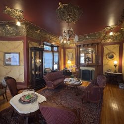 Redstone Inn - Lovely parlor