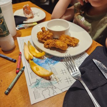 Outback Steakhouse - Kids chicken tenders and fruit - Steakhouses Near Me - Jacksonville, Florida