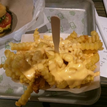 Shake Shack I-Drive - Yummy cheese fries! - Ice Cream & Frozen Yogurt Near Me - Orlando, Florida Shake Shack I-Drive - Yummy cheese fries! - Ice Cream & Frozen Yogurt Near Me - Orlando, Florida