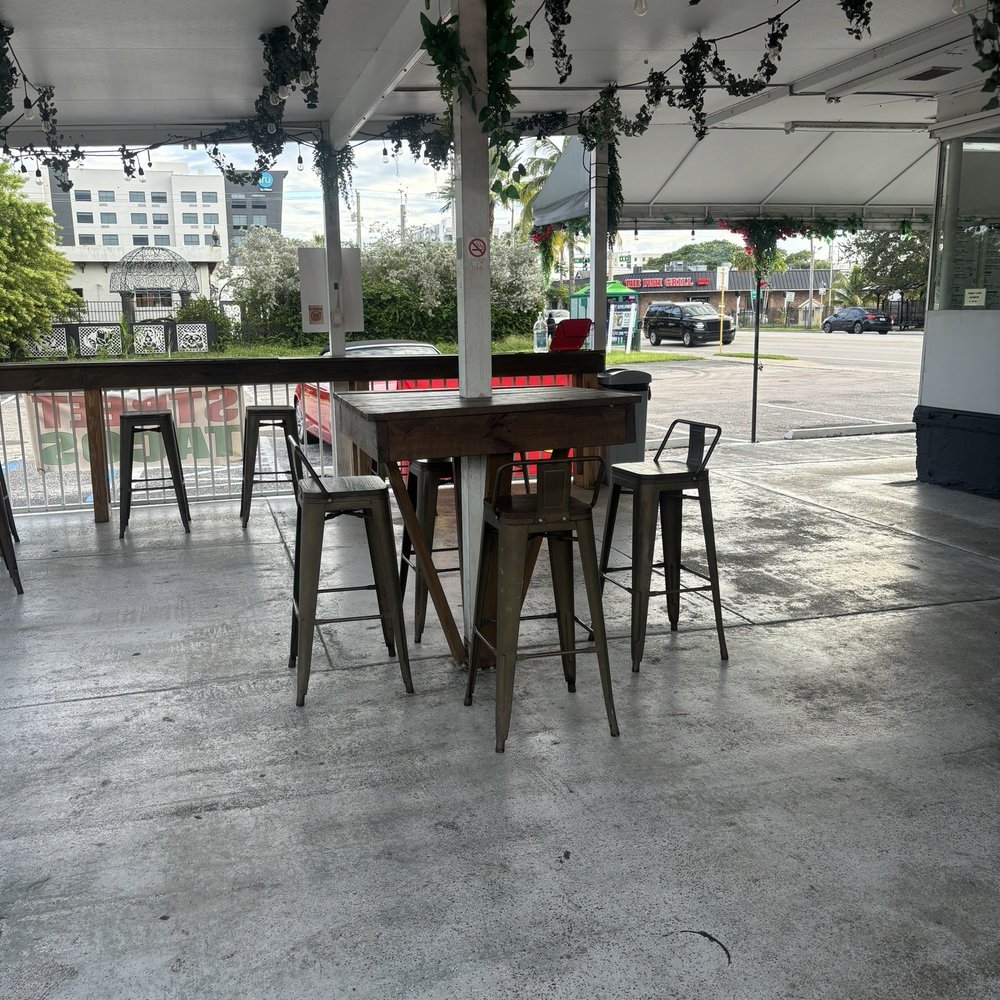 Guacamole Station - Tacos Near Me - Dania Beach, Florida Guacamole Station - Tacos Near Me - Dania Beach, Florida
