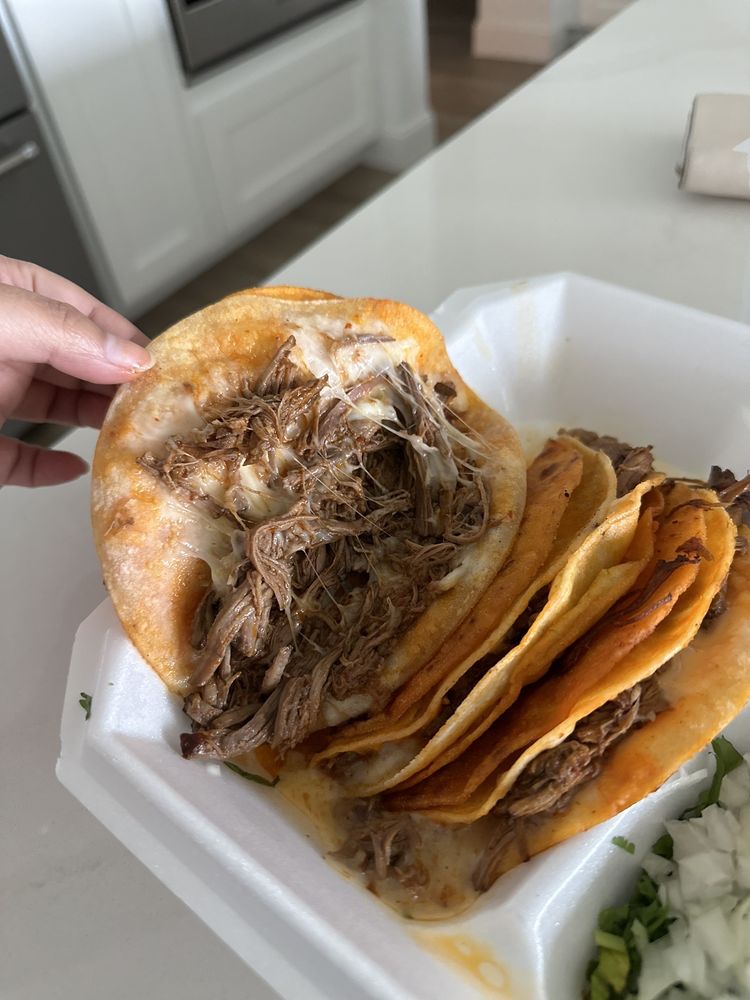 Los Vecinos