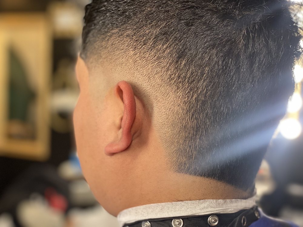 Bebo The Barber Logo