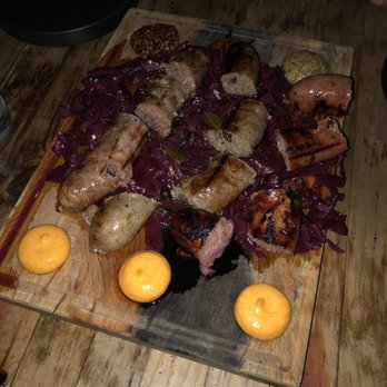 El Olivo Gastrobar - Sausage platter - Gastropubs Near Me - Oaxaca, OAX El Olivo Gastrobar - Sausage platter - Gastropubs Near Me - Oaxaca, OAX