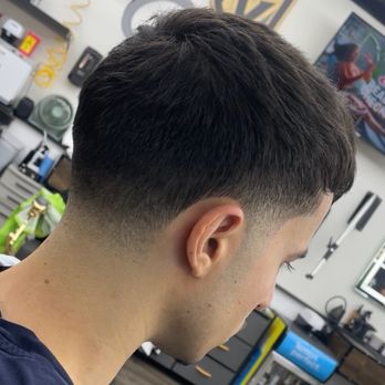 Hunnycomb - Barbers Near Me - Las Vegas, Nevada