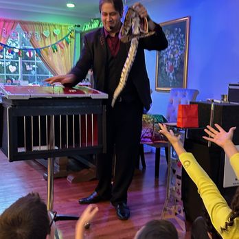 The Magic of Alexo - Magicians Near Me The Magic of Alexo - Magicians Near Me