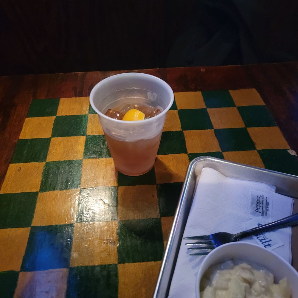 Union Jack's - a bowl of macaroni and cheese and a drink - Pubs Near Me - Knoxville, Tennessee Union Jack's - a bowl of macaroni and cheese and a drink - Pubs Near Me - Knoxville, Tennessee