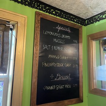 Thai Home Restaurant - Thai Near Me - Sandy, Oregon