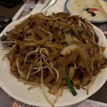 Tam’s Noodle House - Beef Chow Fun - Hong Kong Style Cafe Near Me - Rowland Heights, California Tam’s Noodle House - Beef Chow Fun - Hong Kong Style Cafe Near Me - Rowland Heights, California