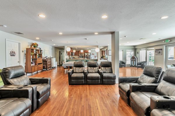 Gardens Care Senior Living - Camenisch Park