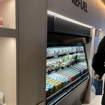 Capital One Lounge - Grab and go - look how beautiful! - Airport Lounges Near Me - Dulles, Virginia