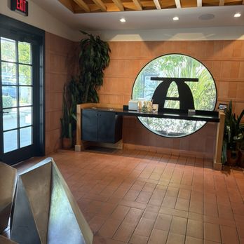 Alfred Coffee - Coffee & Tea Near Me - Malibu, California