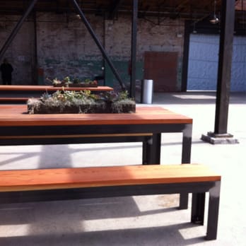 Hauser & Wirth - Nice benches in the courtyard. - Art Galleries Near Me - Los Angeles, California