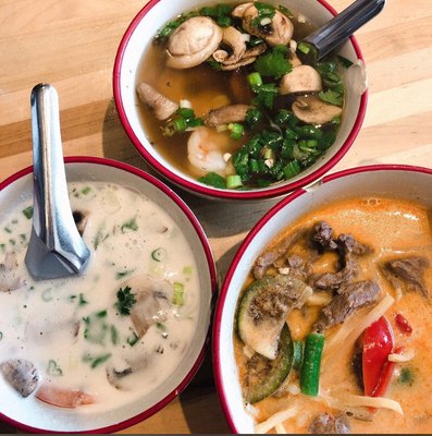 DAEK THAI EATERY by null