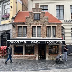 Dumon Chocolatier - The outside of the Dumon Chocolatier Shop.