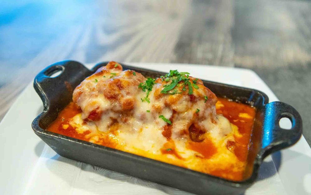 Mamma Mia Restaurant and Bar - Fullerton