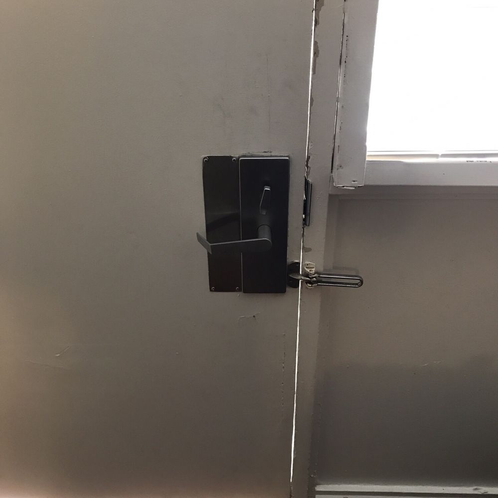 Pacific Marina Inn - Thank God they have deadbolt! - Hotels Near Me - Honolulu, Hawaii Pacific Marina Inn - Thank God they have deadbolt! - Hotels Near Me - Honolulu, Hawaii