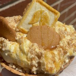 Banana Pudding Cupcake