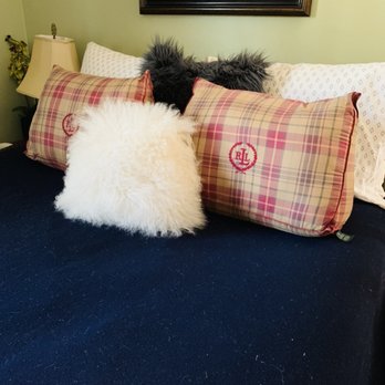Mr & Mrs Klink Cleaning Services - They make my bed better than I do!! - Home Cleaning Near Me Mr & Mrs Klink Cleaning Services - They make my bed better than I do!! - Home Cleaning Near Me