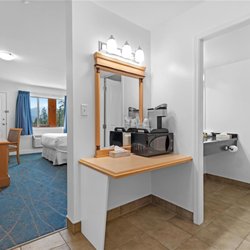 Kootenay Lakeview Resort , BW Signature Collection - Double Queen w/ Lake view