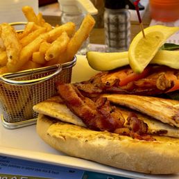 Mahi Mahi BLT