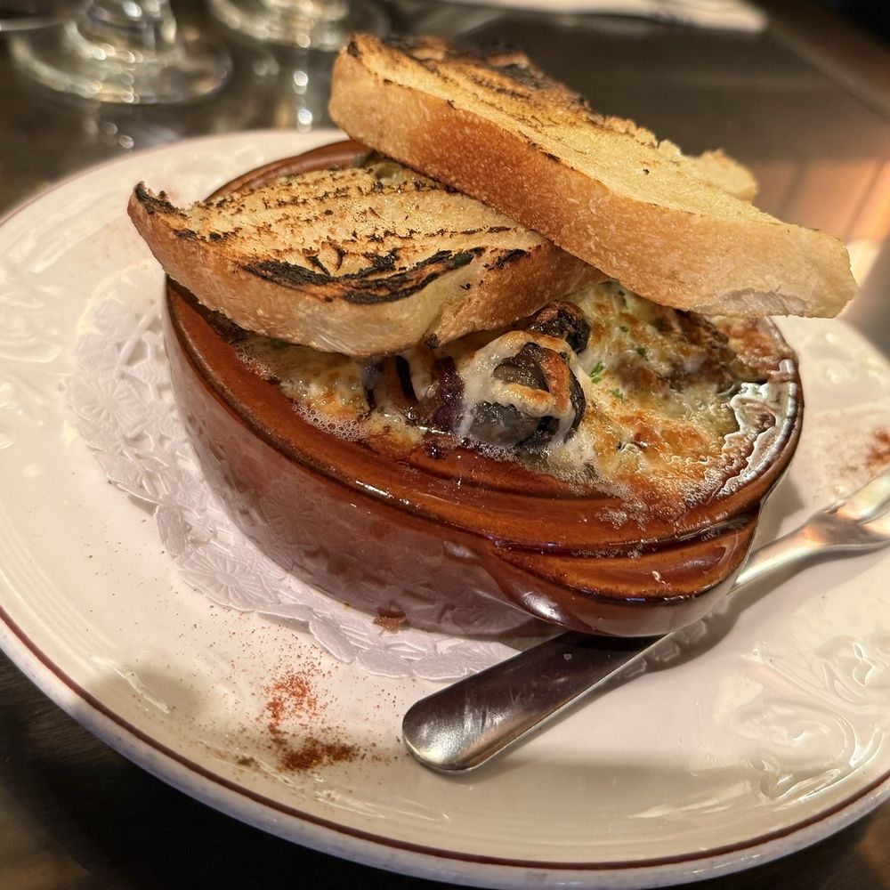 Bistro 1640 - Escargot - French Near Me - Quebec City, Quebec Bistro 1640 - Escargot - French Near Me - Quebec City, Quebec