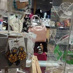 Bon Secours Community Hospital - Bon Secours Hospital Gift shop