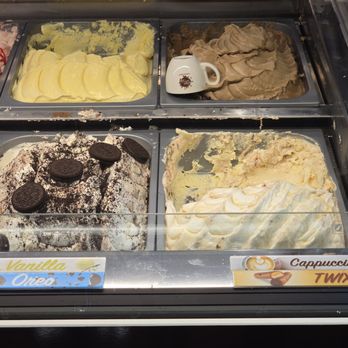 Melt n Dip - Ice Cream & Frozen Yogurt Near Me - Aurora, Illinois Melt n Dip - Ice Cream & Frozen Yogurt Near Me - Aurora, Illinois