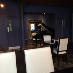 Sackville Lounge