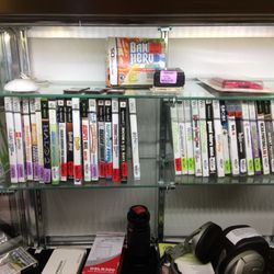 Goodwill Store & Donation Center - Video game case
