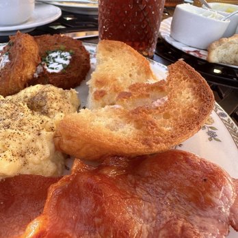 Bear & Dragon - Coffee & Tea Near Me - Prescott, Arizona