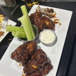 Bbq bone in wings Bbq bone in wings
