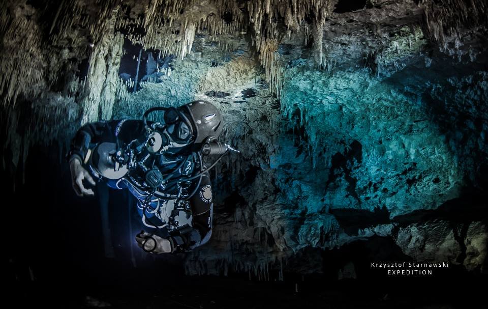 DEEP DARK DIVING 11 Photos Playa del Carmen, Quintana Roo, Mexico Scuba Diving Phone