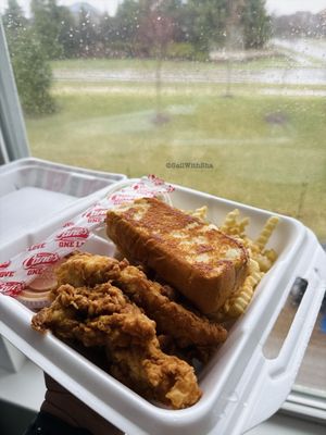 Raising Cane's Chicken Fingers by null