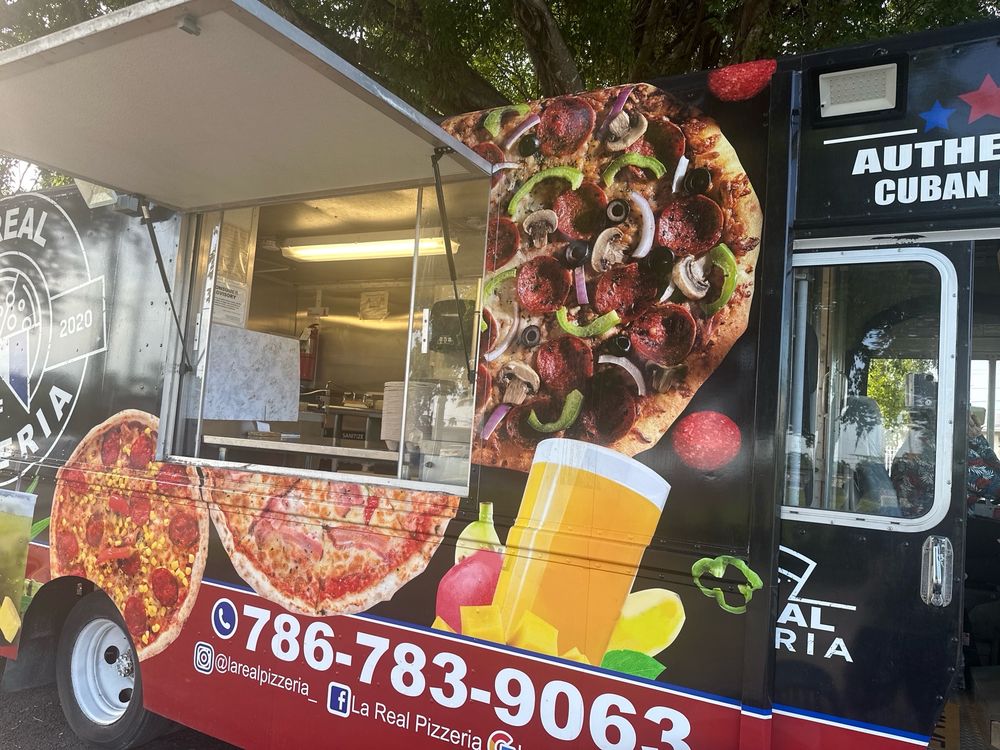 Pizzeria La Real Logo