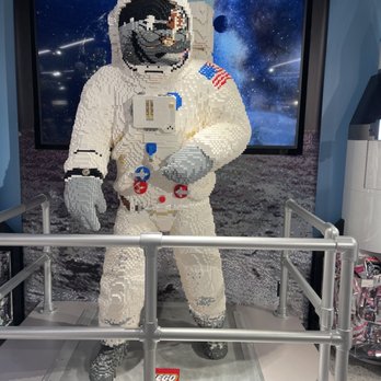 Smithsonian - lego astronaut in the gift shop - Museums Near Me - Washington, DC, District of Columbia Smithsonian - lego astronaut in the gift shop - Museums Near Me - Washington, DC, District of Columbia